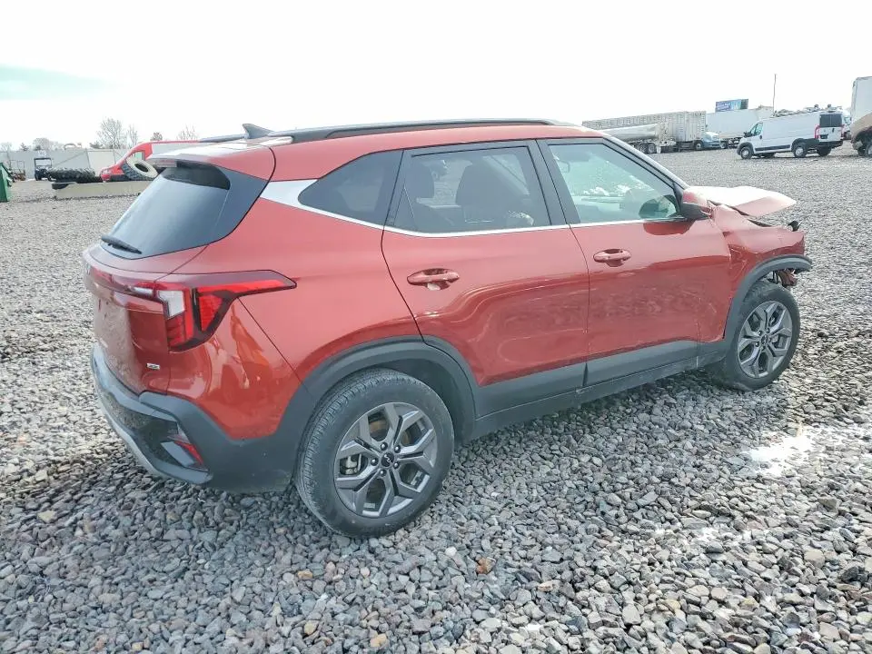2024 KIA SELTOS S  