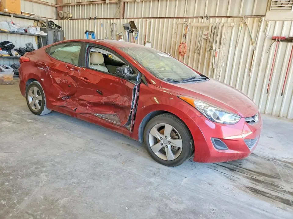 2013 HYUNDAI ELANTRA GLS  
