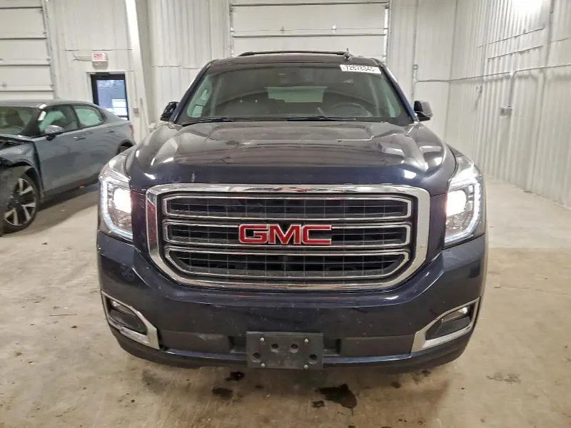 2017 GMC YUKON XL K1500 SLT  