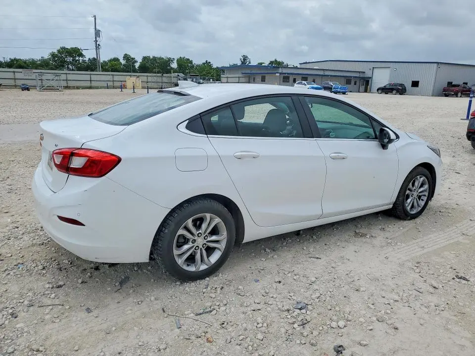 2019 CHEVROLET CRUZE LT  