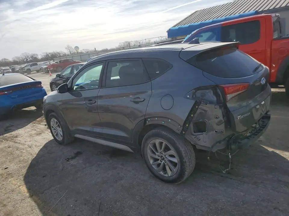 2017 HYUNDAI TUCSON SE PLUS  