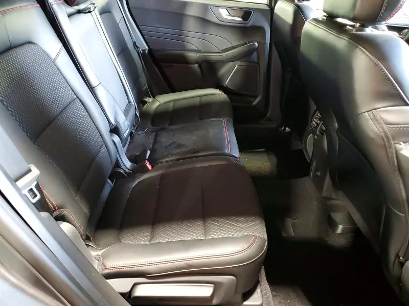 2025 FORD ESCAPE ST LINE  