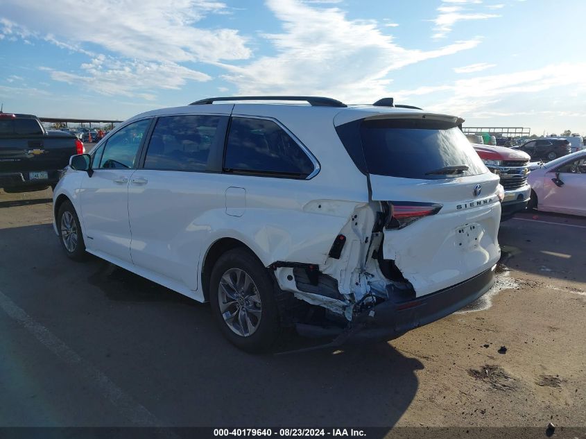 2021 TOYOTA SIENNA LE