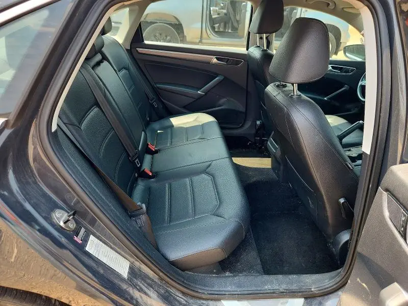 2016 VOLKSWAGEN PASSAT S  