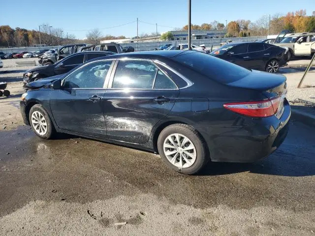 2016 TOYOTA CAMRY LE  