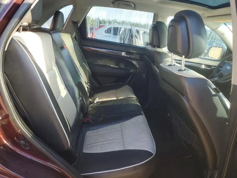 2013 KIA SORENTO   