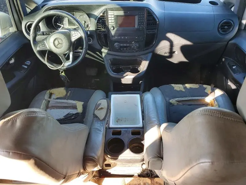 2016 MERCEDES-BENZ METRIS   
