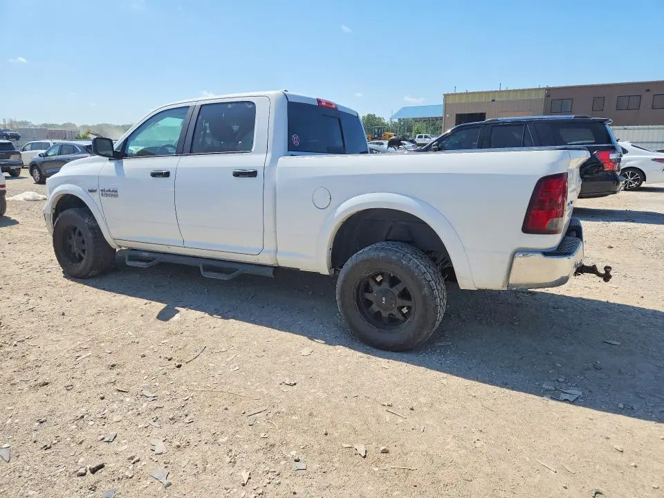 2017 RAM 1500 SLT  