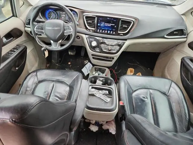 2017 CHRYSLER PACIFICA TOURING L  