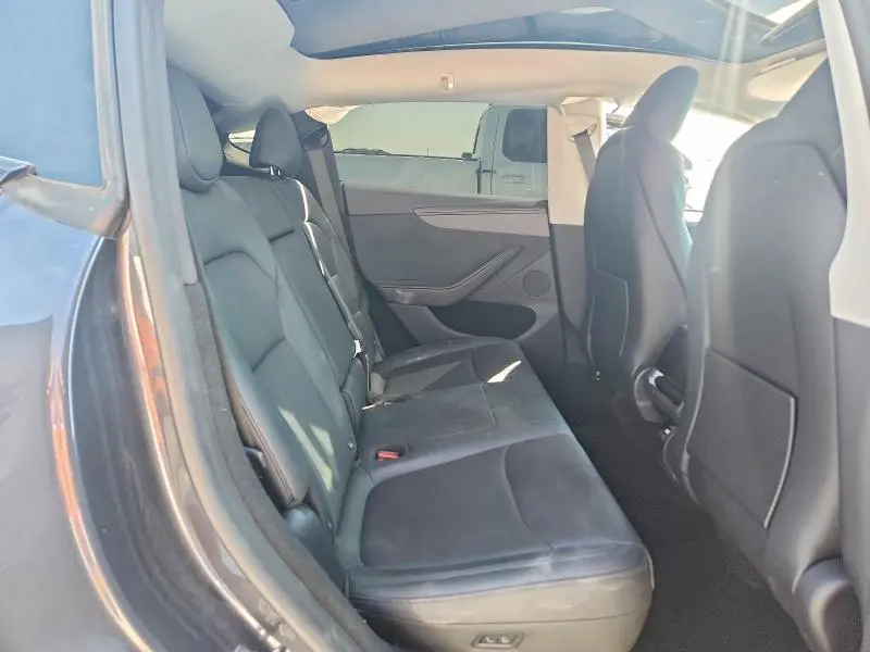 2026 TESLA MODEL Y   