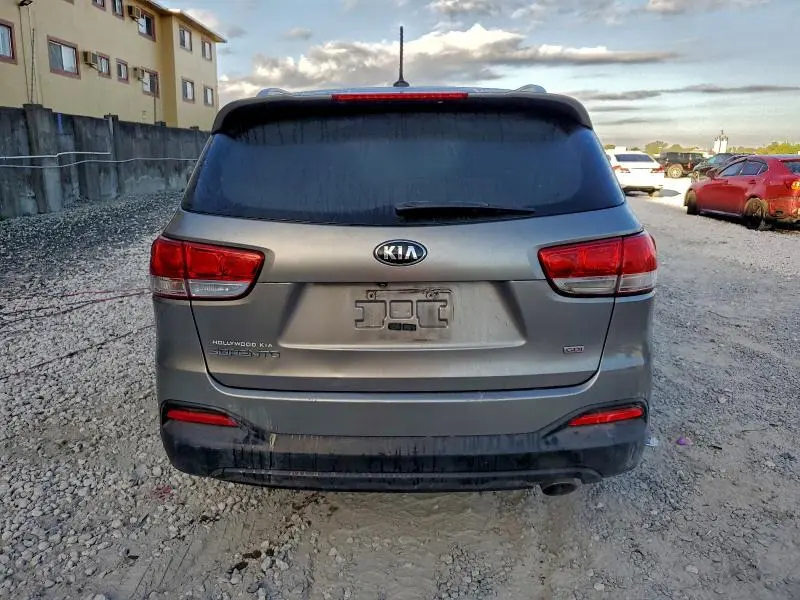 2016 KIA SORENTO LX  