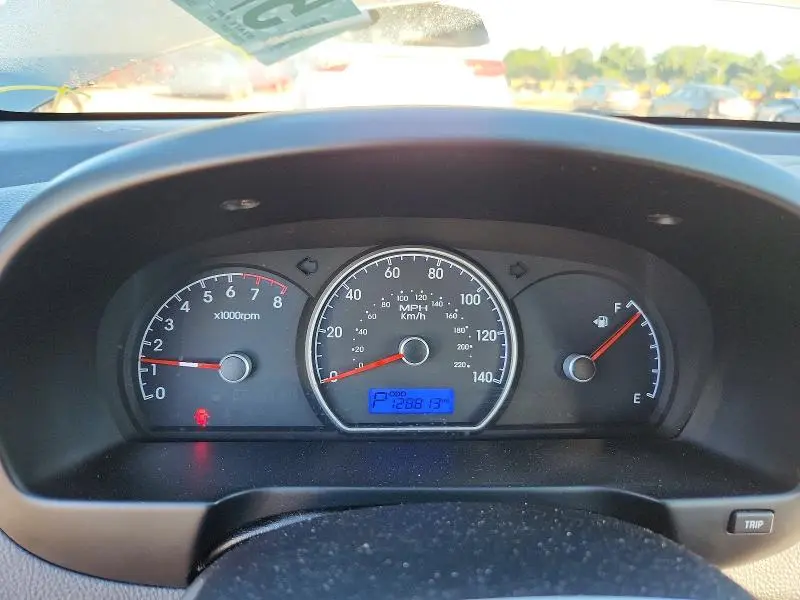 2010 HYUNDAI ELANTRA GLS  