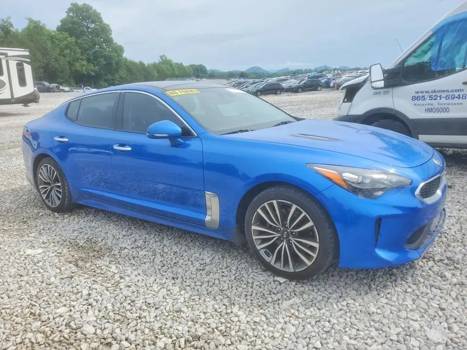 2019 KIA STINGER PREMIUM  