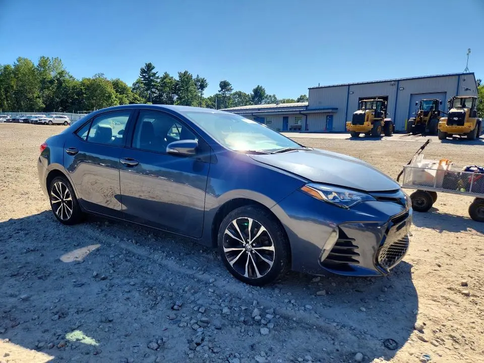 2019 TOYOTA COROLLA SE  