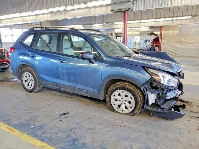 2021 SUBARU FORESTER   