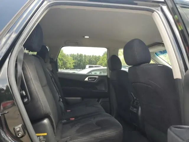 2016 NISSAN PATHFINDER S  