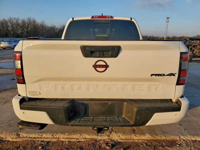 2023 NISSAN FRONTIER S  