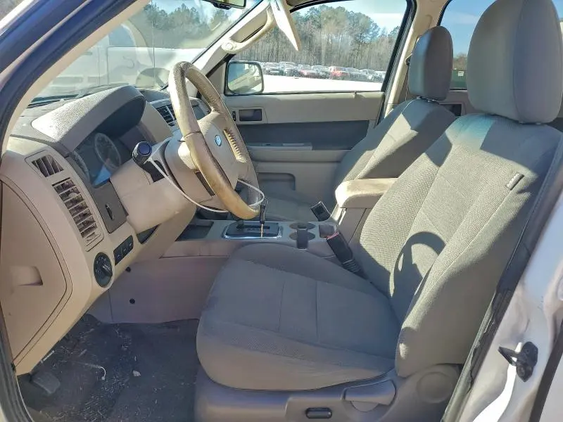 2010 FORD ESCAPE XLT  