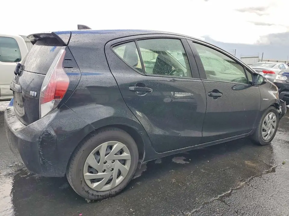 2015 TOYOTA PRIUS C TWO  