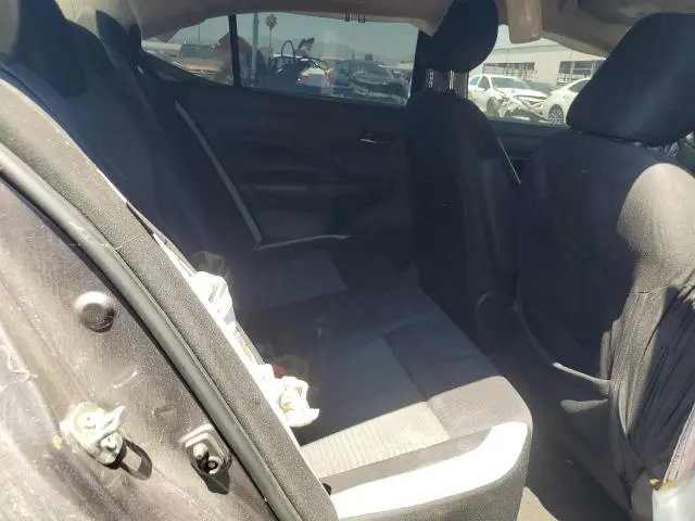 2020 NISSAN VERSA SV  