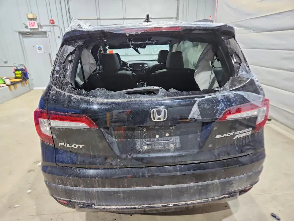 2022 HONDA PILOT BLACK  