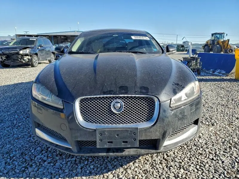 2013 JAGUAR XF   