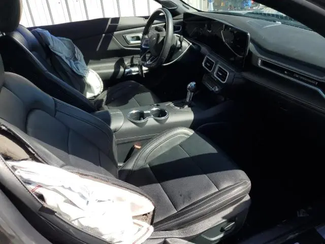 2025 FORD MUSTANG