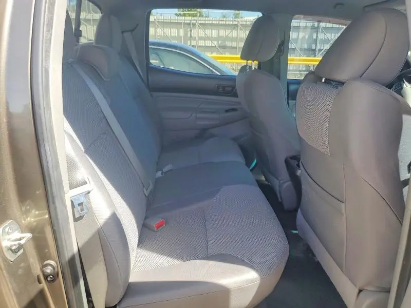 2013 TOYOTA TACOMA V6  