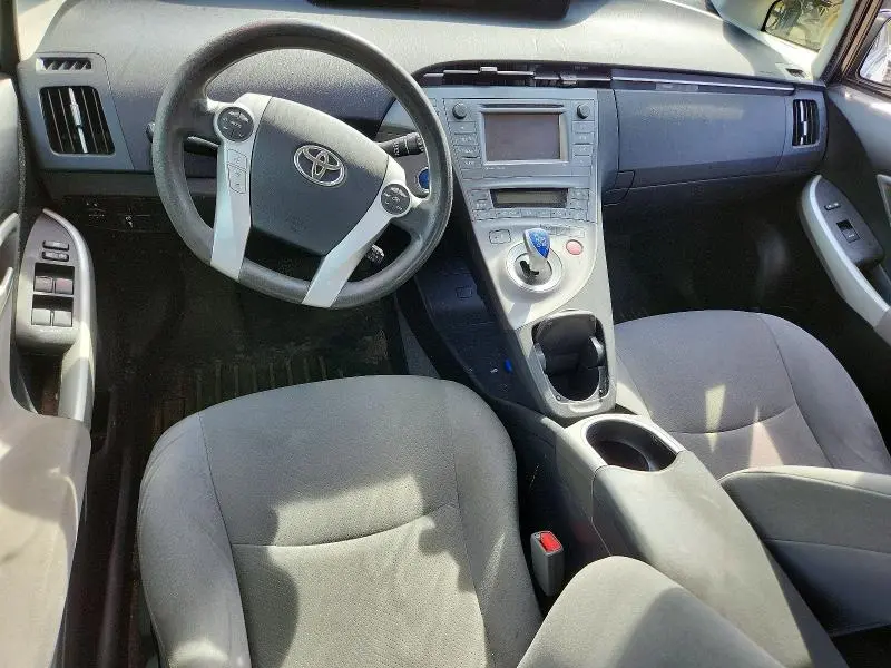 2015 TOYOTA PRIUS THREE  