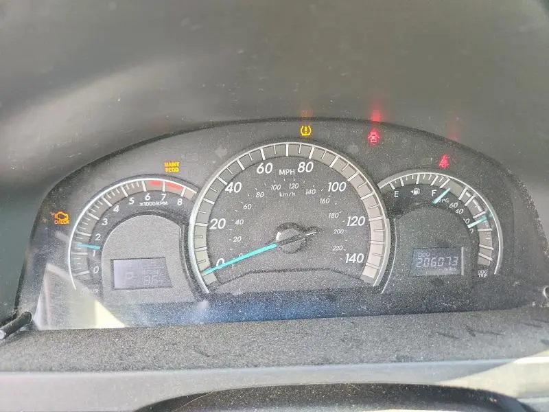 2012 TOYOTA CAMRY SE  