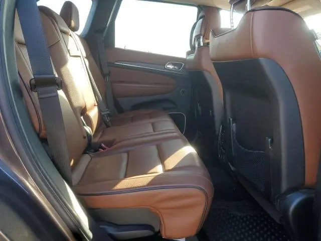 2016 JEEP GRAND CHEROKEE SUMMIT  