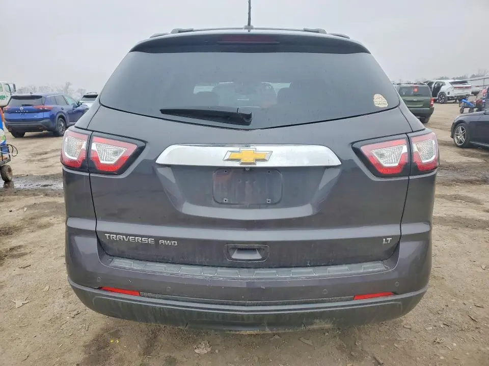 2017 CHEVROLET TRAVERSE LT  