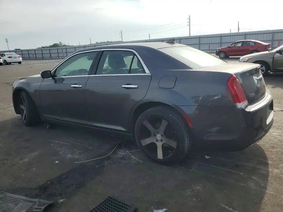 2019 CHRYSLER 300 LIMITED  