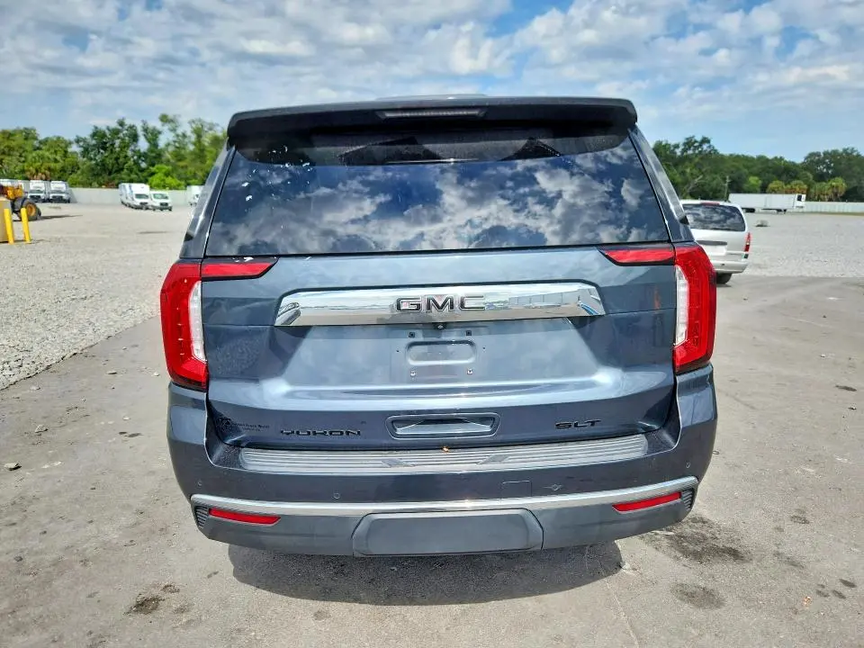 2021 GMC YUKON SLT  
