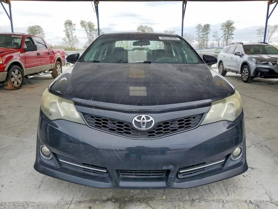 2012 TOYOTA CAMRY SE  