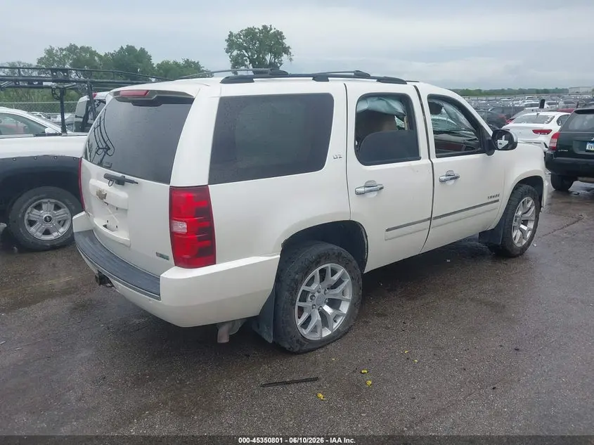 2011 CHEVROLET TAHOE LTZ