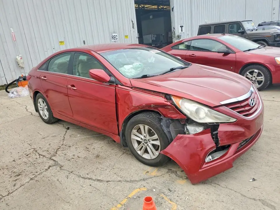 2013 HYUNDAI SONATA GLS  