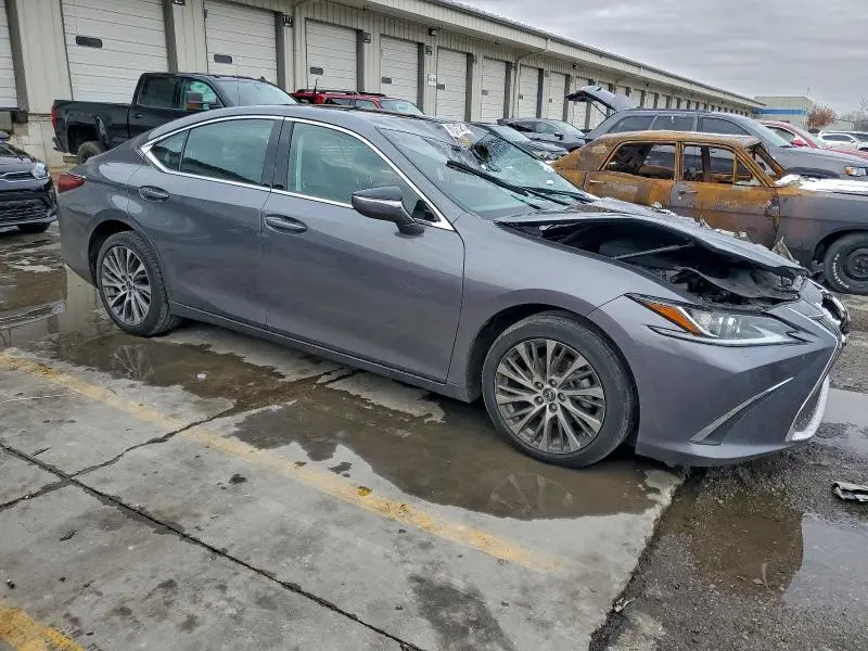 2021 LEXUS ES 250   