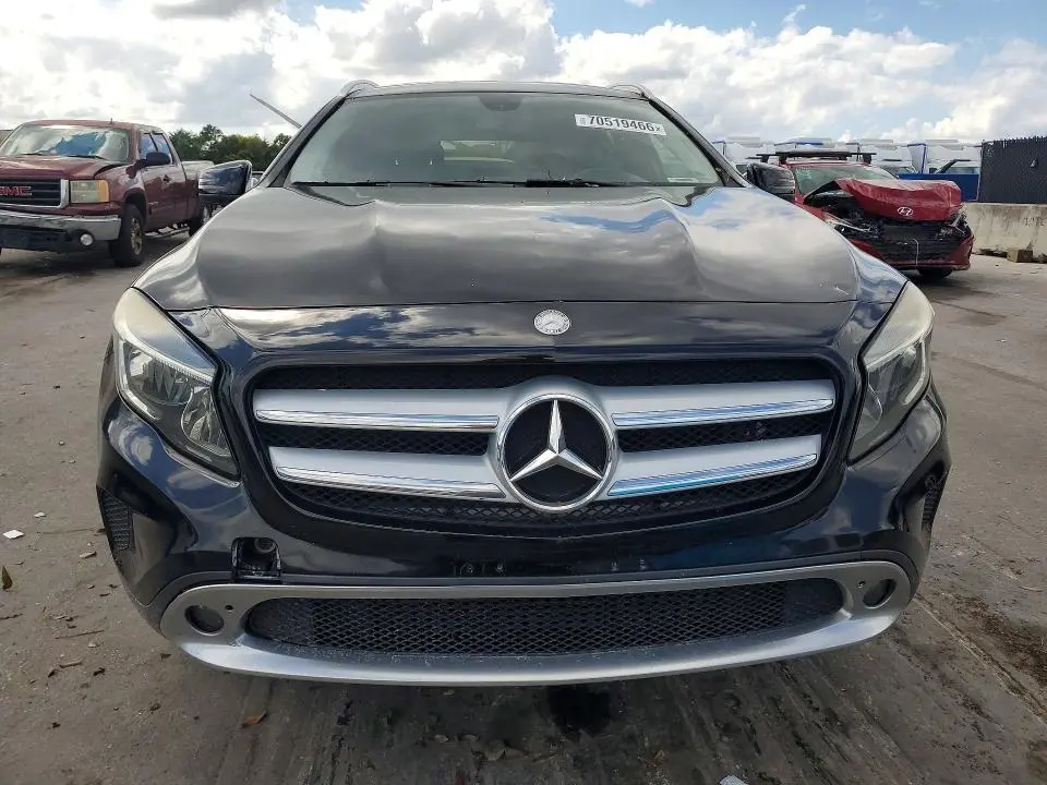 2015 MERCEDES-BENZ GLA 250 4MATIC  
