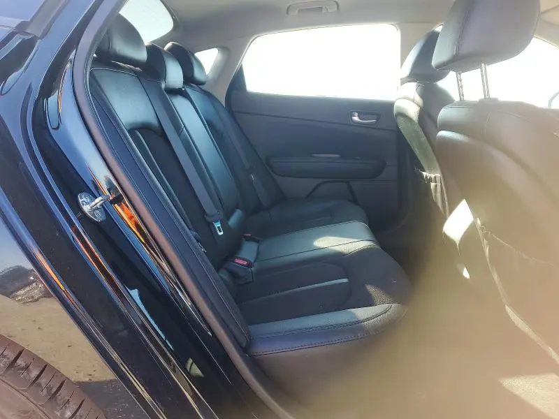 2018 KIA OPTIMA S  