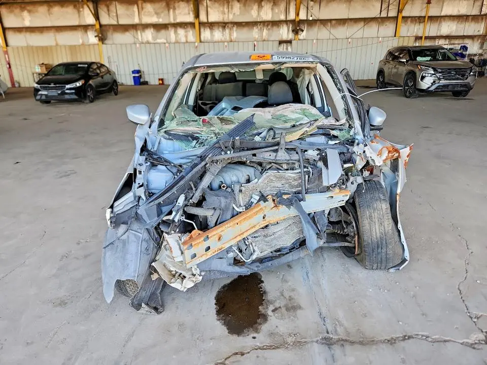 2019 NISSAN VERSA SV  