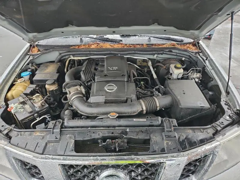 2013 NISSAN FRONTIER SV  