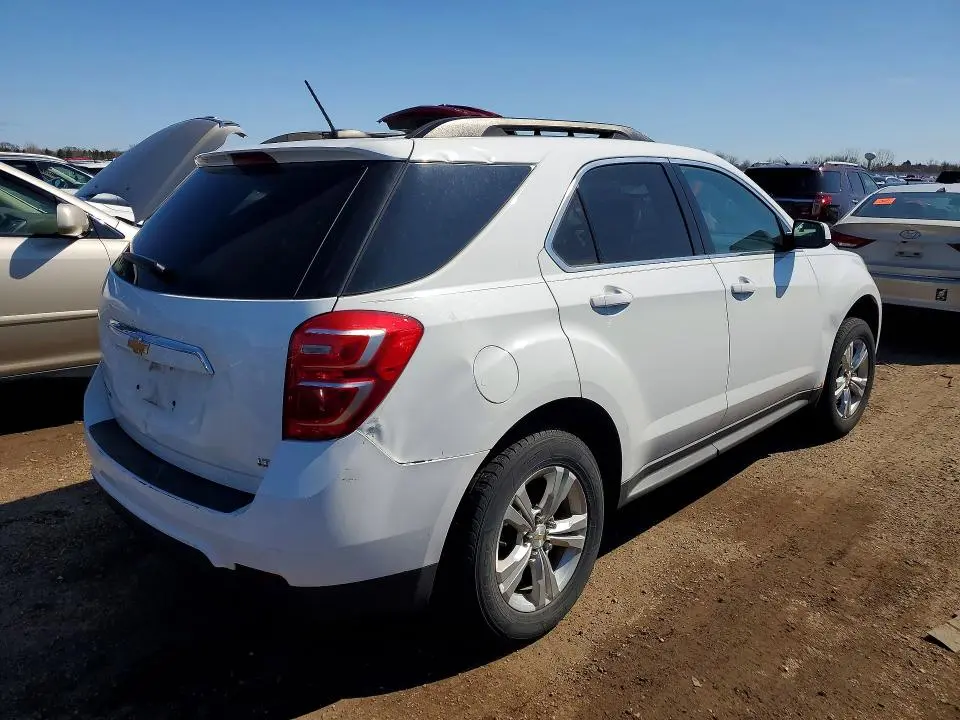 2017 CHEVROLET EQUINOX LT  