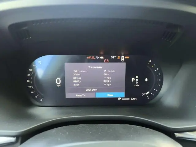 2026 VOLVO XC60 PLUS  