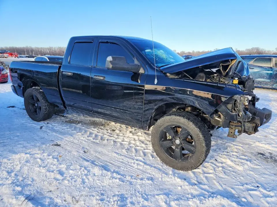 2014 RAM 1500 ST  
