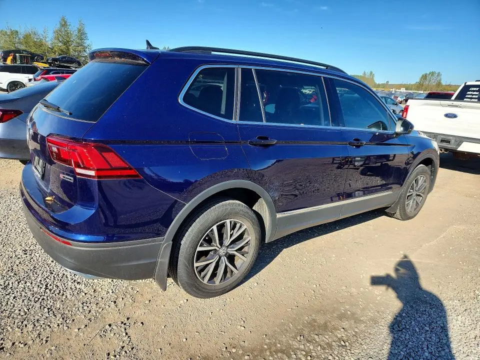 2021 VOLKSWAGEN TIGUAN SE  