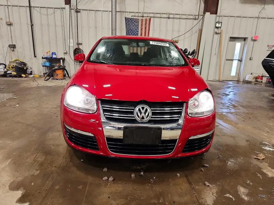 2010 VOLKSWAGEN JETTA SE  