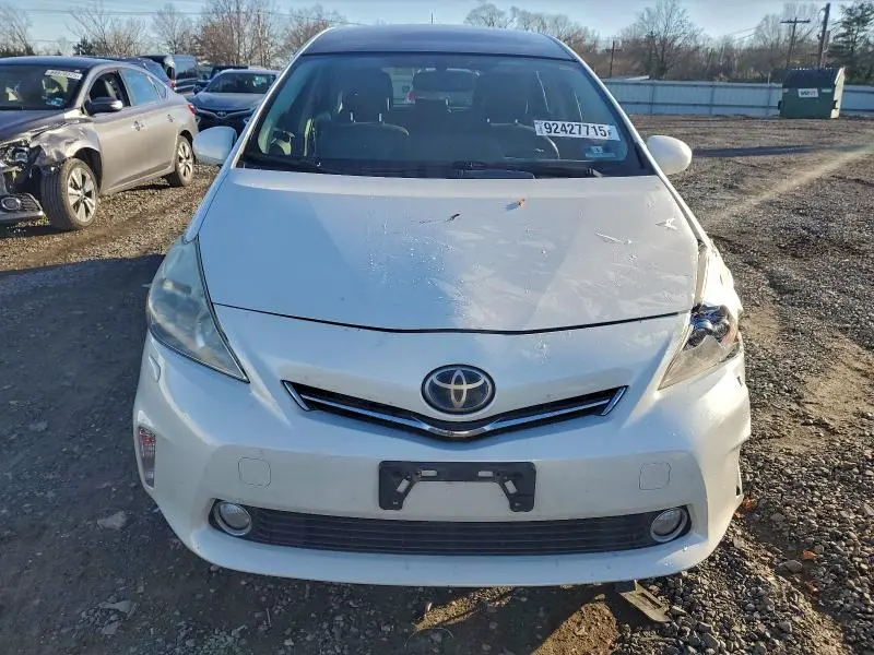 2013 TOYOTA PRIUS V   
