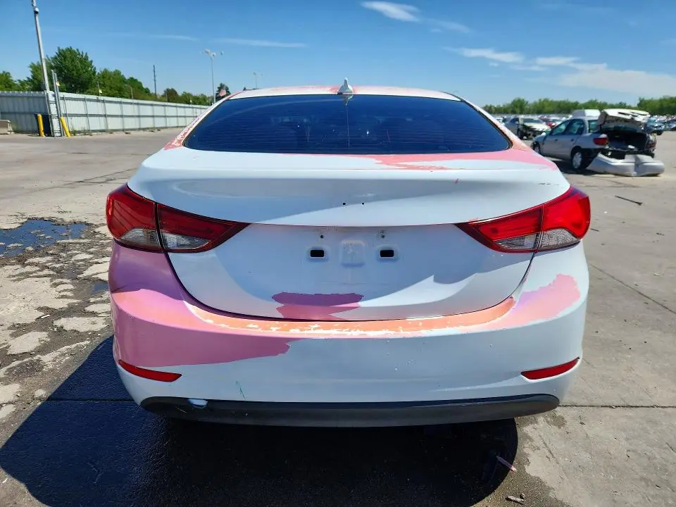 2016 HYUNDAI ELANTRA SE  