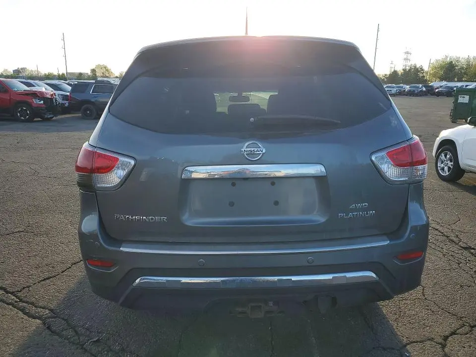 2015 NISSAN PATHFINDER PLATINUM  